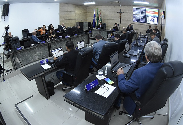 Câmara de Caruaru aprova reserva de vagas para pessoas negras em concursos municipais