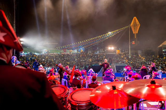 Prefeitura de Caruaru é notificada pelo MPPE para prestar esclarecimentos sobre contrato de camarote do São João