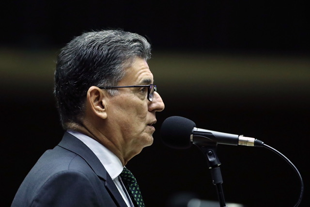 Meira vai integrar CPI do MST