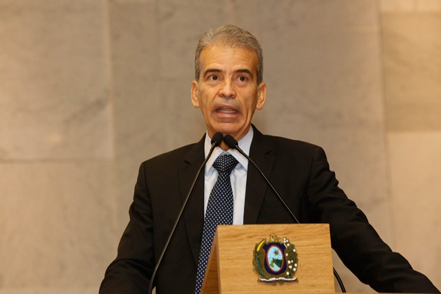 Feitosa comemora atenção do Estado com Escola de Sargentos