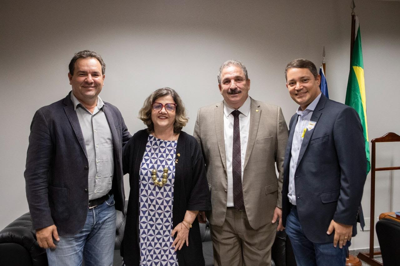 Júnior Matuto faz novas articulações políticas em Brasília