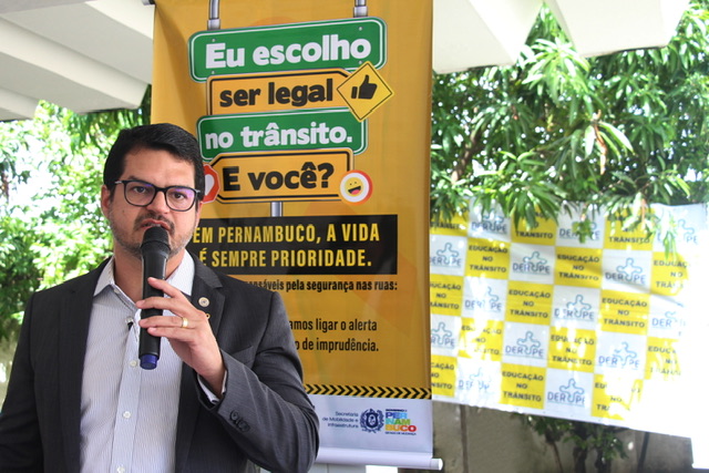 Simulador de direção é destaque em evento do Maio Amarelo