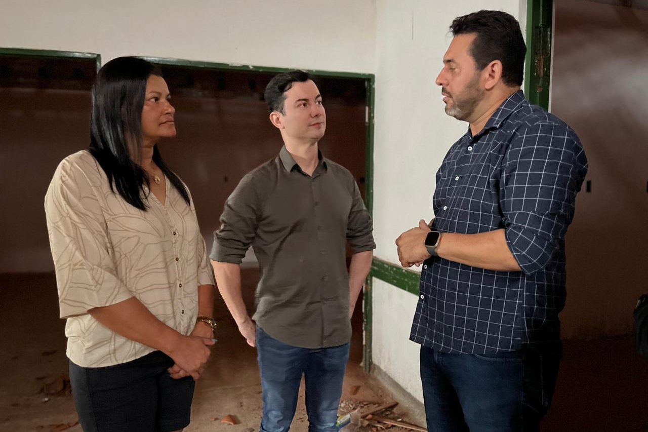 Clodoaldo cumpre agenda em Caruaru e alfineta Fernando Rodolfo 