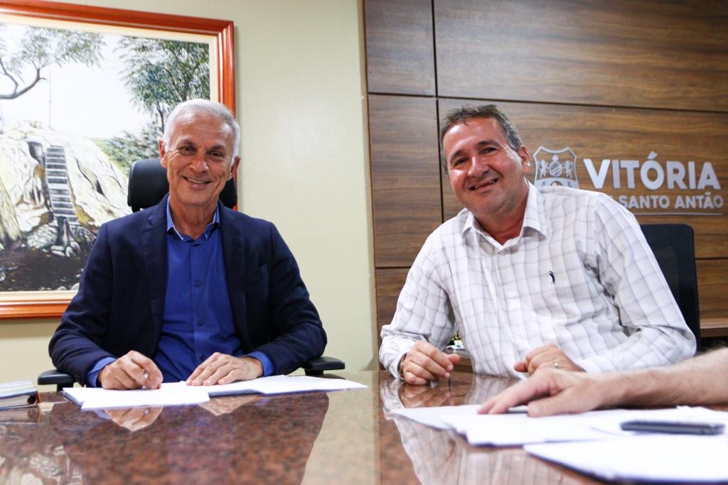 Prefeitura da Vitória doa terreno para ampliação da Dtel Telecom