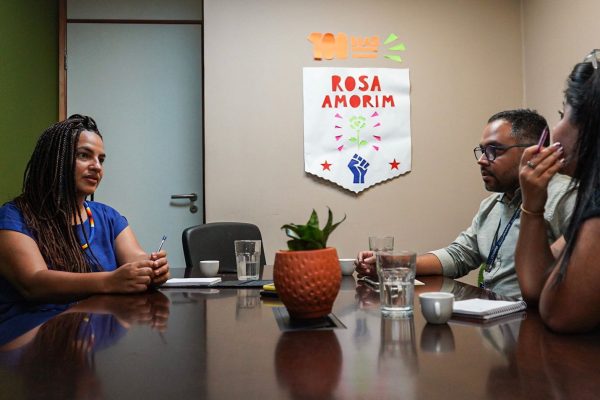 “Eu estou à serviço do PT”, diz Rosa Amorim sobre possível candidatura em Caruaru