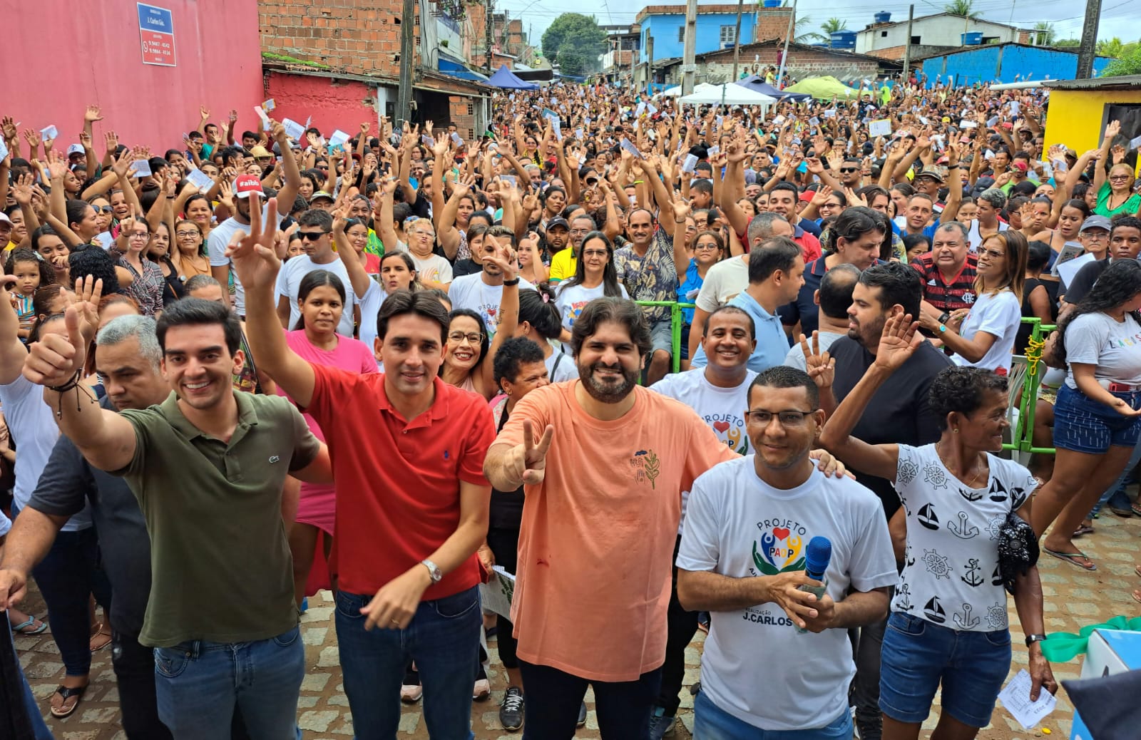 Silvio Costa garante R$ 2,5 milhões para pavimentação em São Lourenço 