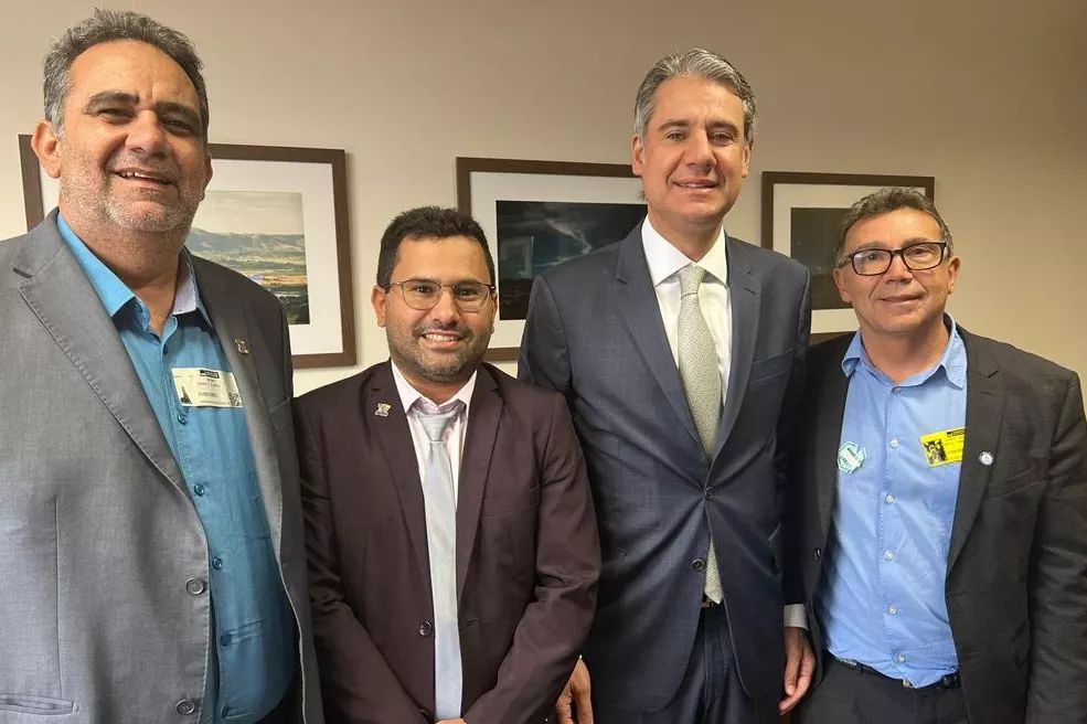 Em Brasília, prefeito Wellington garante R$ 8 milhões em recursos para Arcoverde