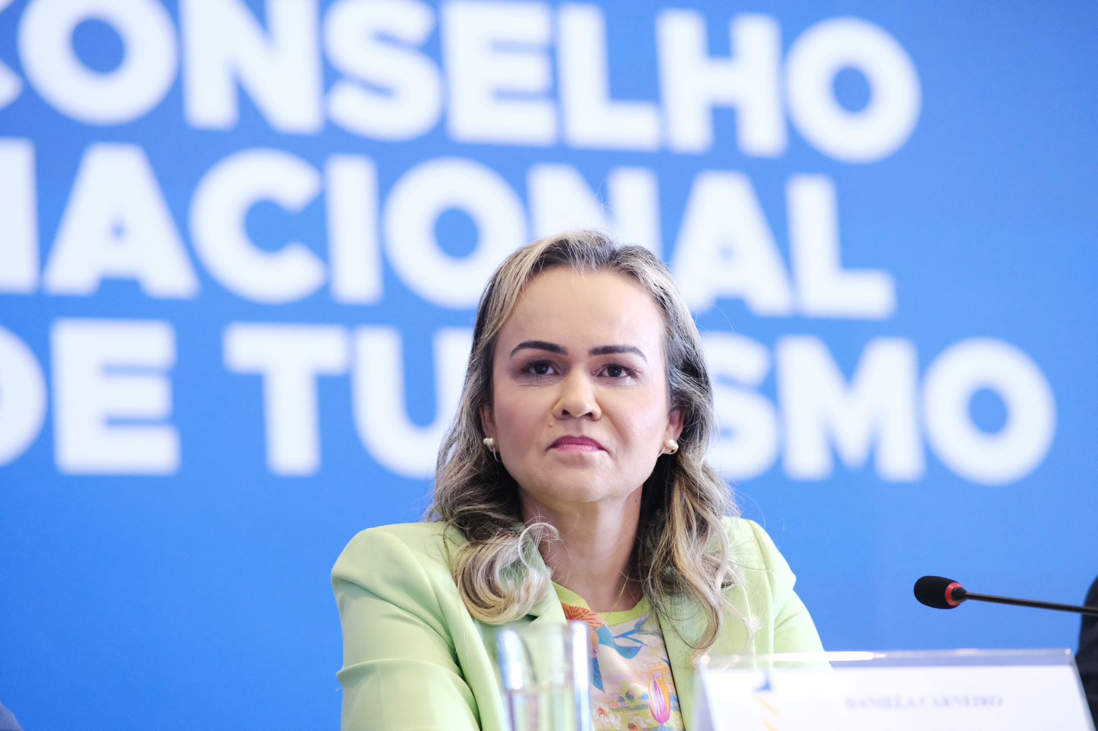 Daniela Carneiro ganha sobrevida no Ministério do Turismo