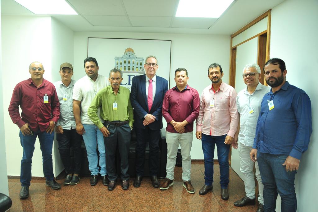 Oposição de Panelas apresenta reivindicações da população a Álvaro Porto