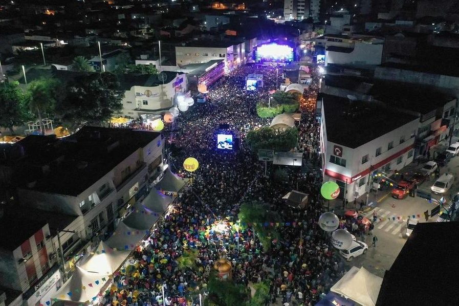 Mais de 70 mil pessoas lotam São João de Arcoverde no penúltimo dia