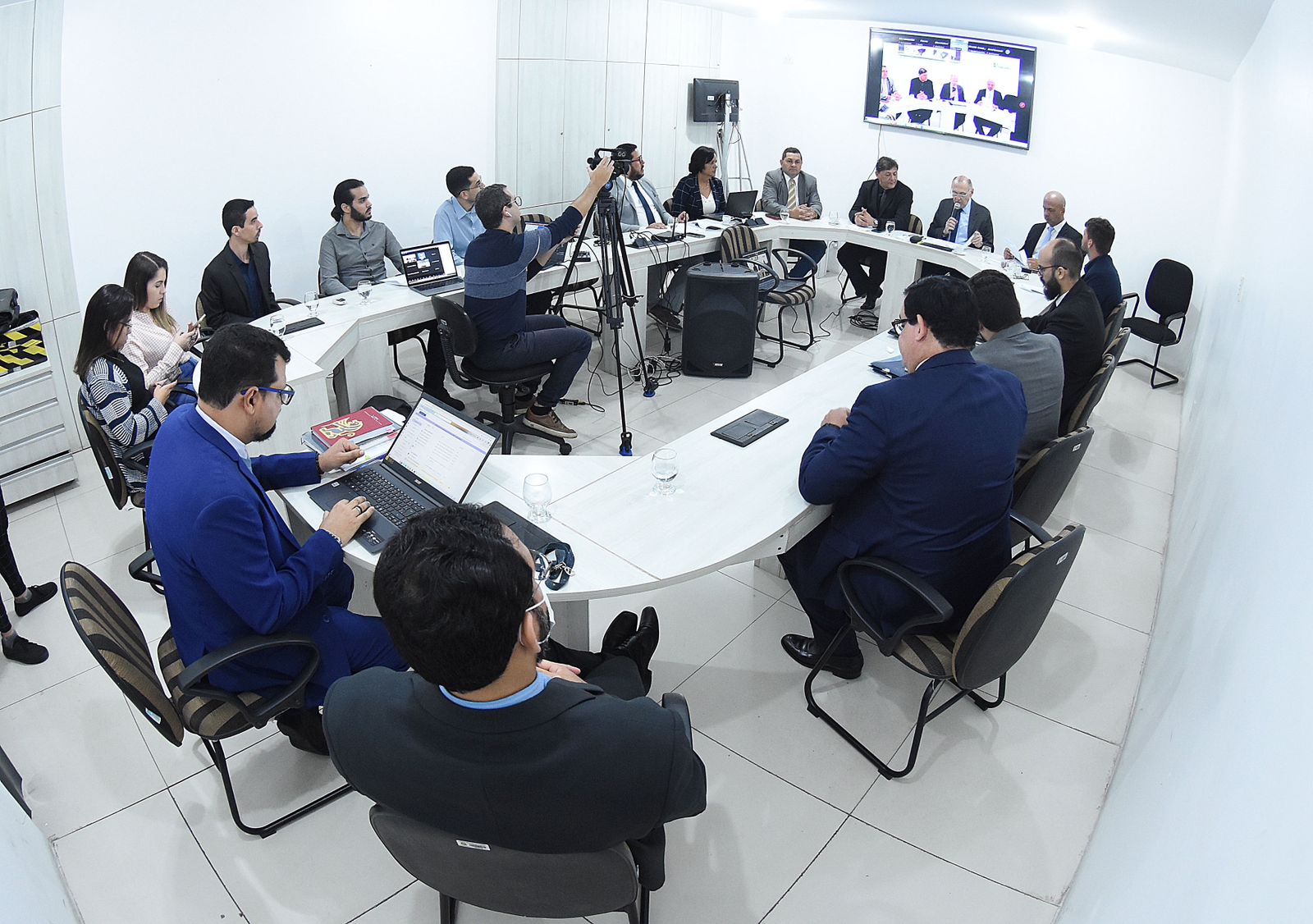 Comissão de Ética vai contra relator e decide não cassar Kátia das Rendeiras