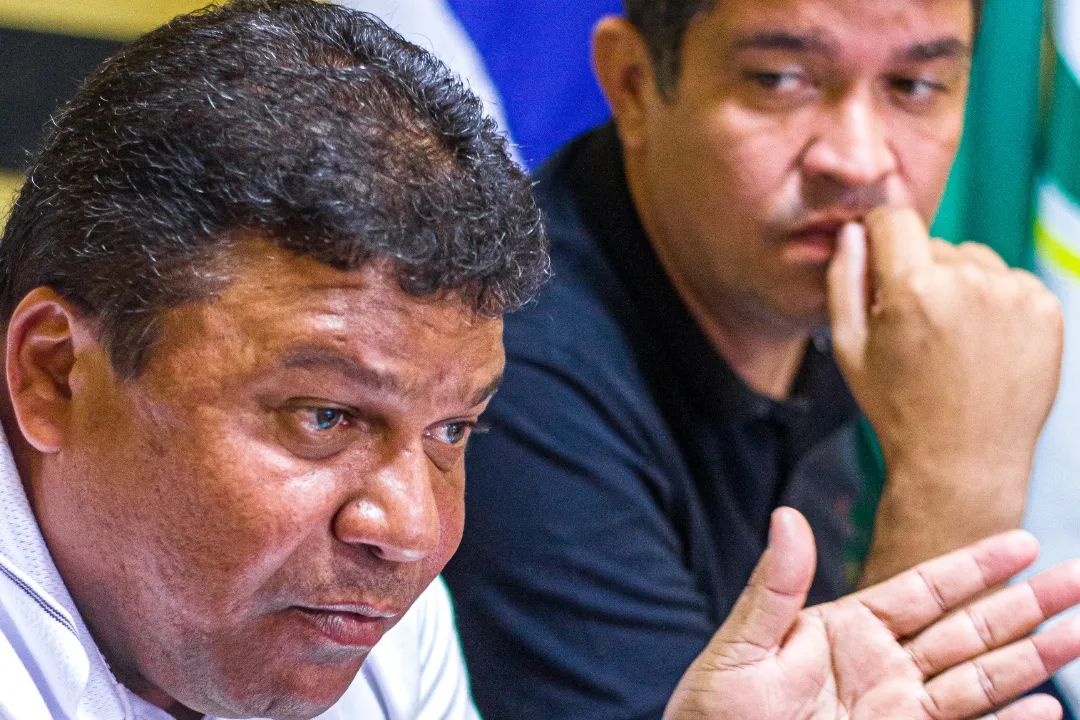 George Baiá e Paulo Batista rompem na Ilha de Itamaracá