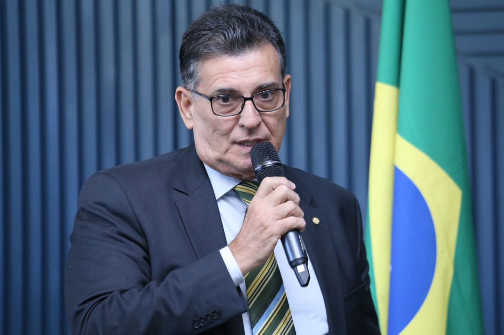 Meira é homenageado pela Guarda Municipal de Camaragibe