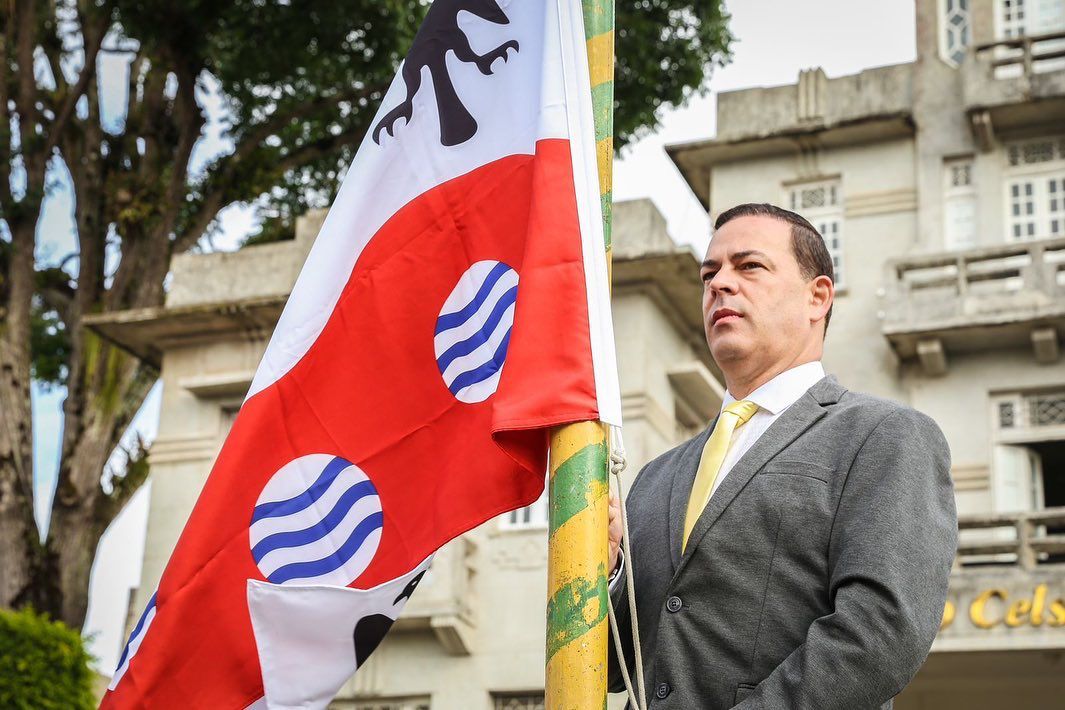 Sivaldo para Raquel: “não é desta maneira que a senhora vai construir pontes”