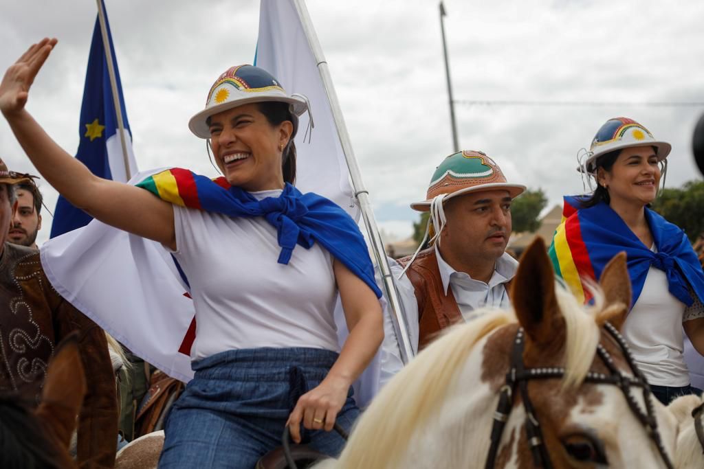 Em Serrita, Raquel Lyra participa da 53ª Missa do Vaqueiro
