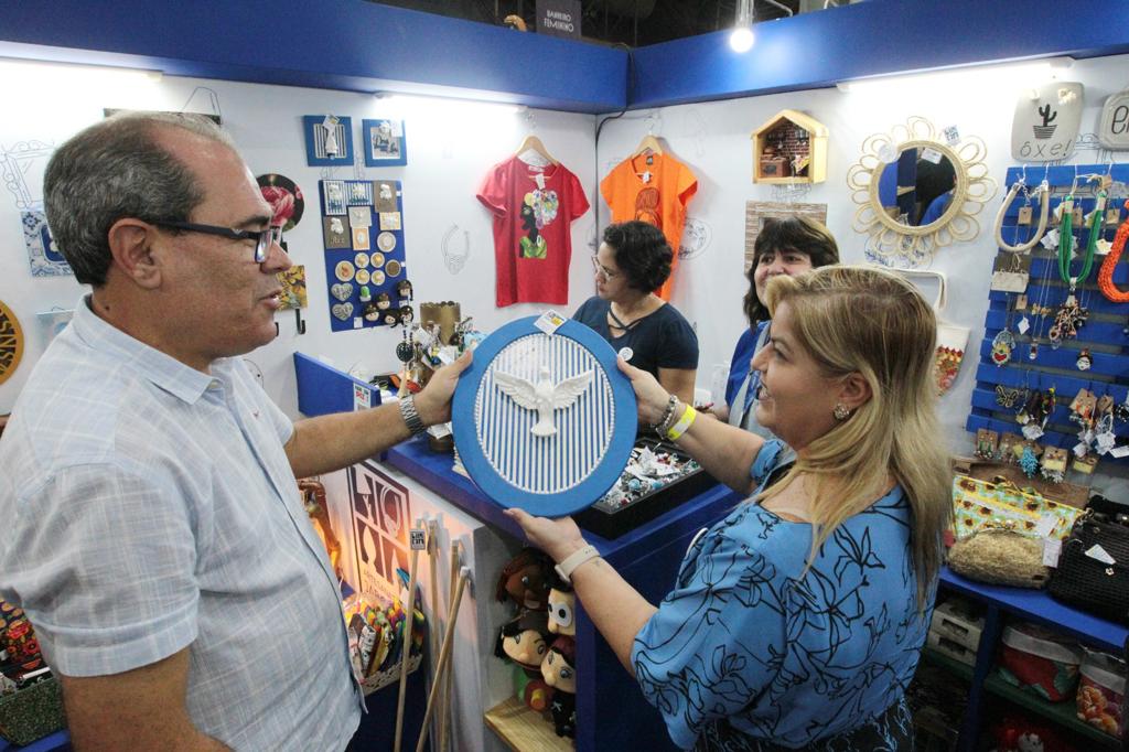 Estande do Jaboatão atrai frequentadores da Fenearte