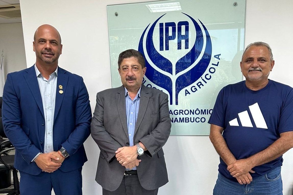 Anderson busca ações para fortalecer agricultura familiar em Caruaru