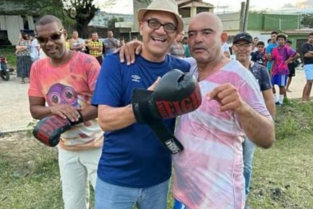Postagem polêmica de vereador de Arcoverde incentiva “boxe clandestino”