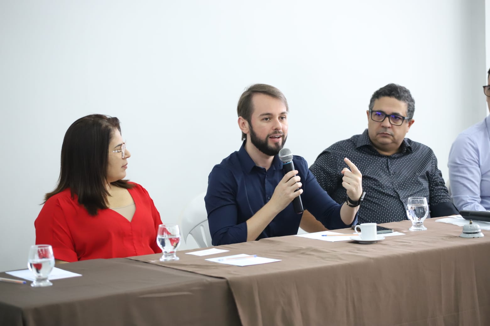 Estado prepara “pacote de justiça” para setor empresarial, garante presidente da Adepe