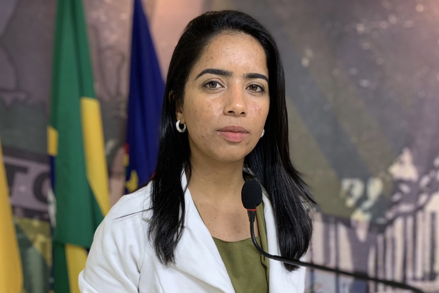 Vereadora de Toritama sofre pedido de cassação por viagem ao México