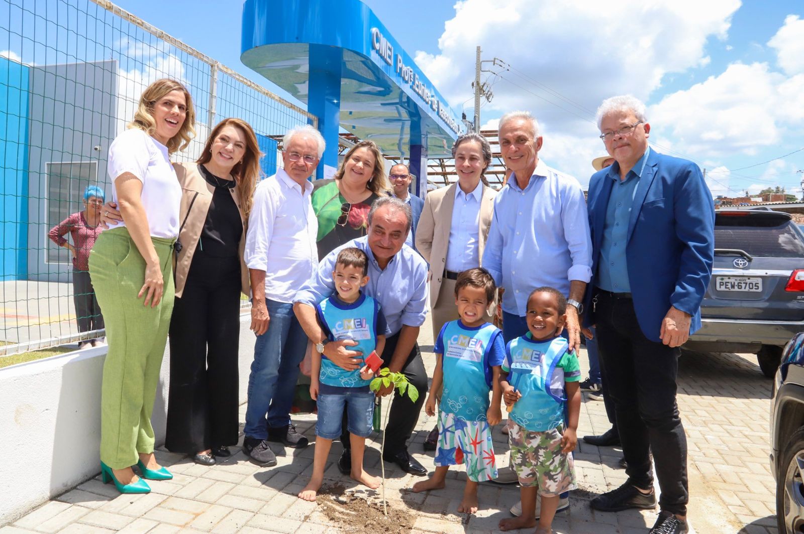 Paulo Roberto é o primeiro pernambucano agraciado com o prêmio “Medalha Amigo da Primeira Infância” 