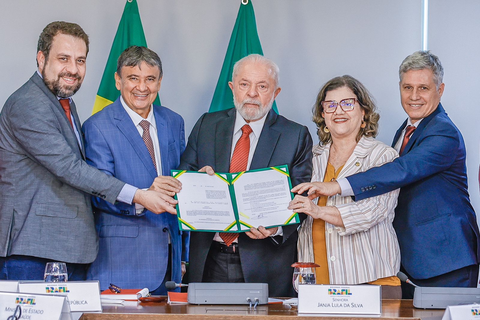 Teresa participa de sanção do Programa de Aquisição de Alimentos