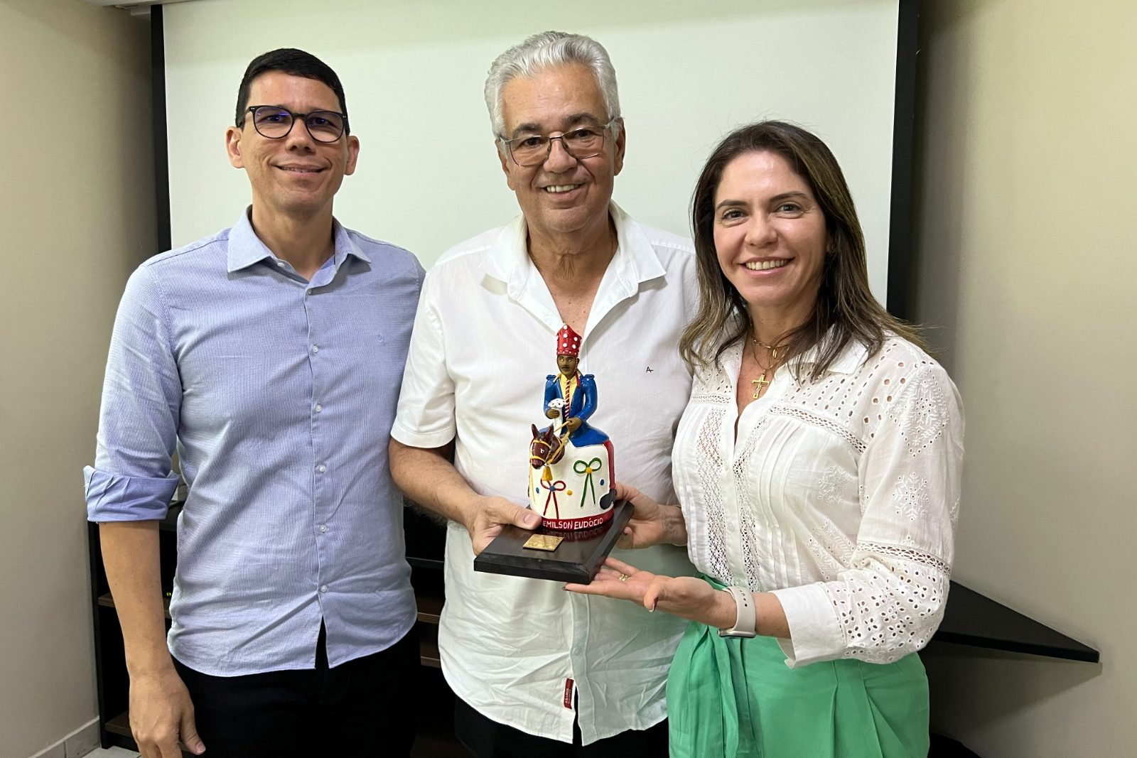 Acic recebe deputado estadual Antônio Moraes