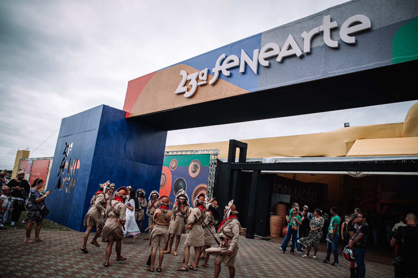 Após abertura movimentada, Fenearte amplia programação