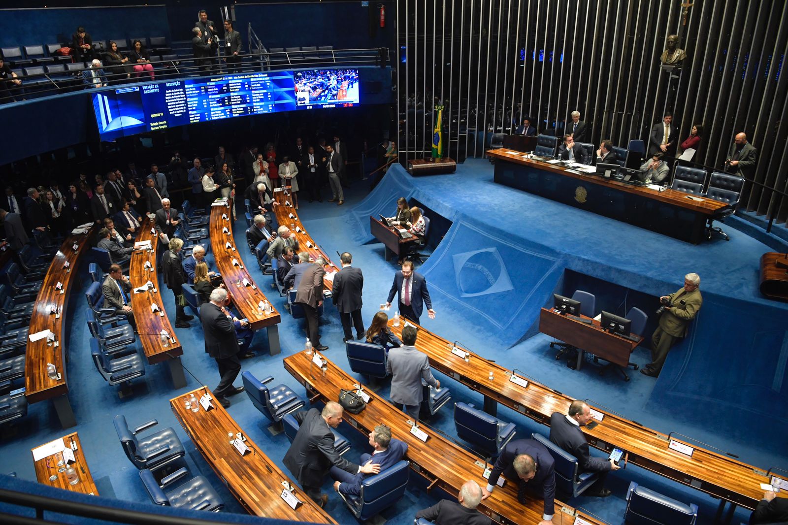 Senado confirma indicações de Gabriel Galípolo e Ailton Santos para o BC 