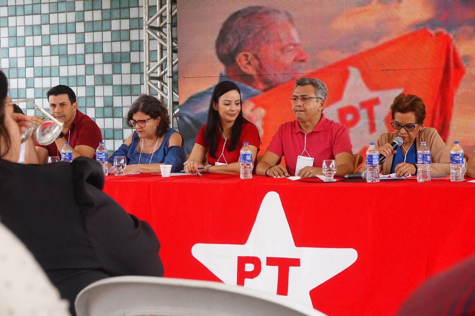PT-PE encerra plenárias regionais pelo estado