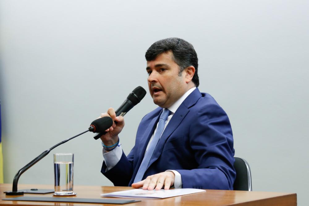 Deputado vê insegurança jurídica no Copom e quer mudar composição do comitê 