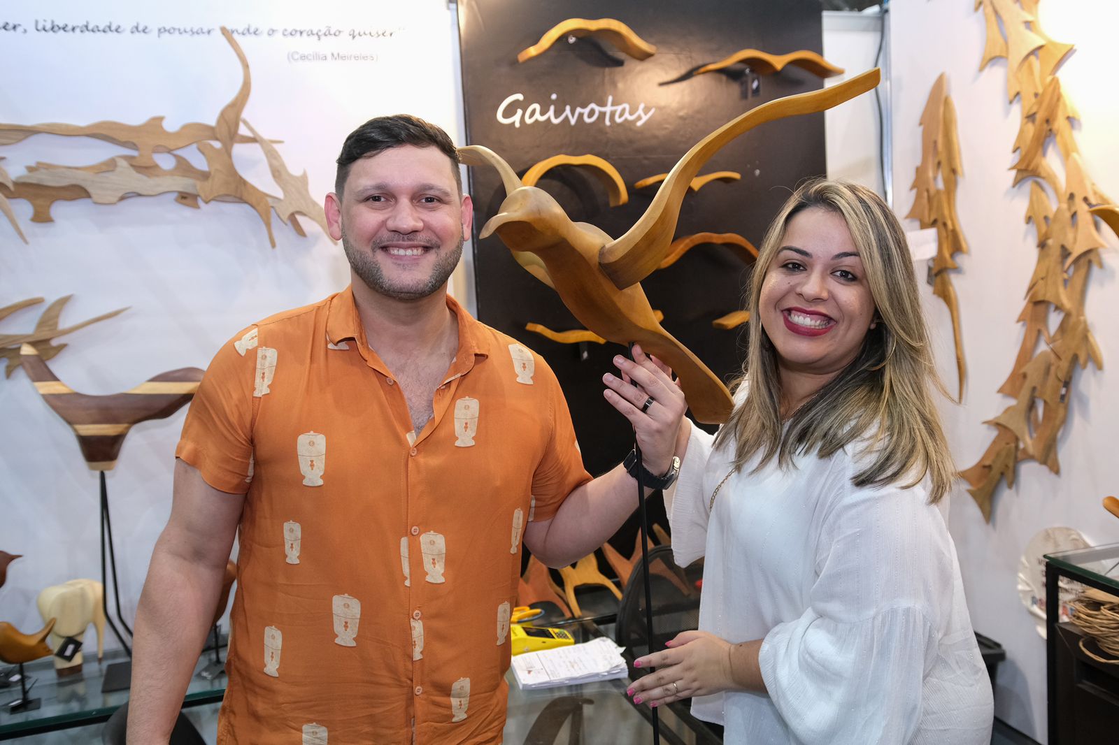 Deputado Gilmar Júnior anuncia enfermeira como “futura prefeita de Caruaru”