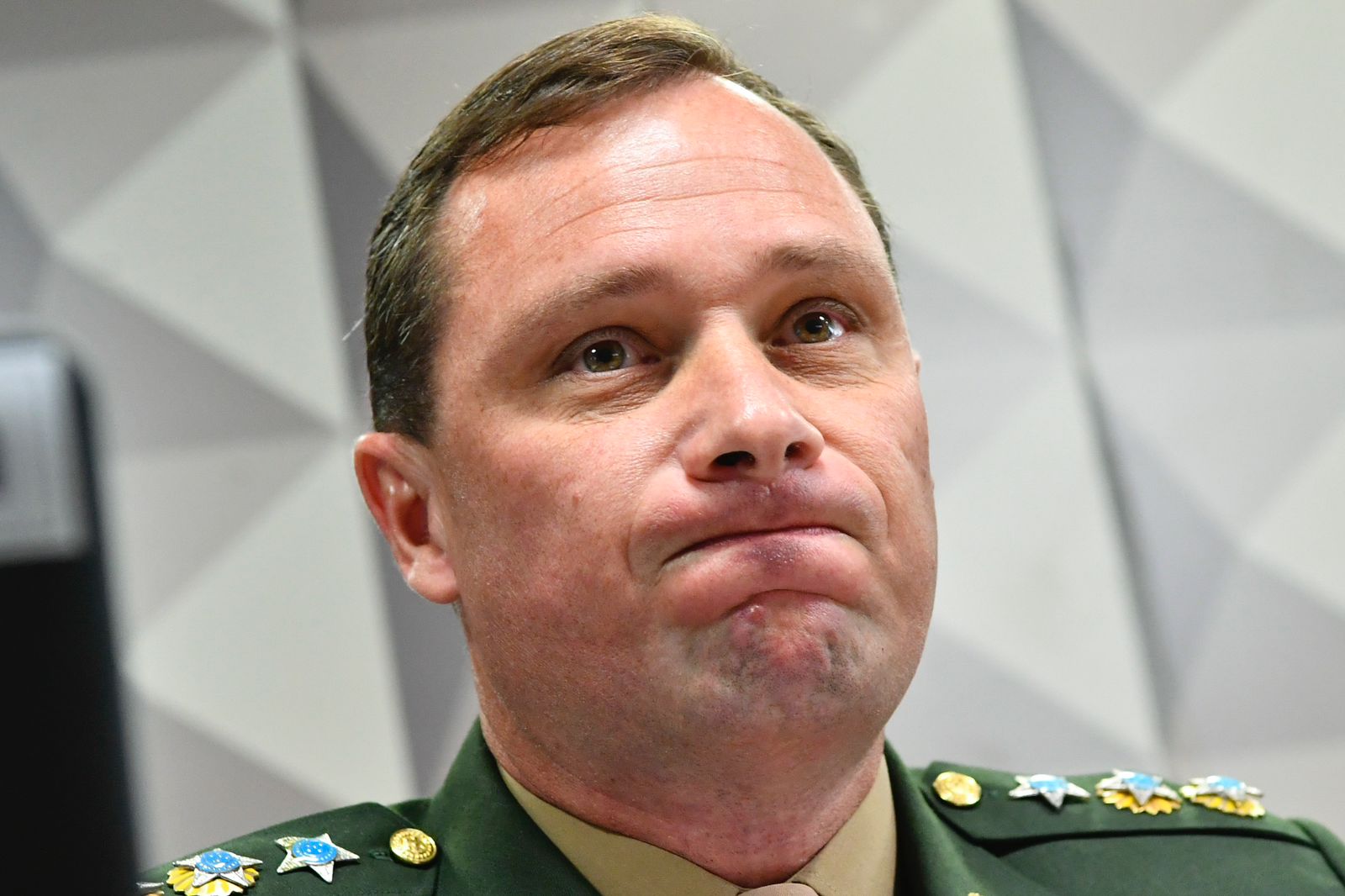 CPMI aciona Justiça por silêncio abusivo de Mauro Cid