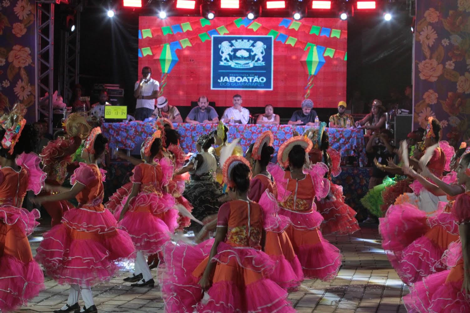 Festejos juninos realizados em Jaboatão, atraíram milhares de pessoas