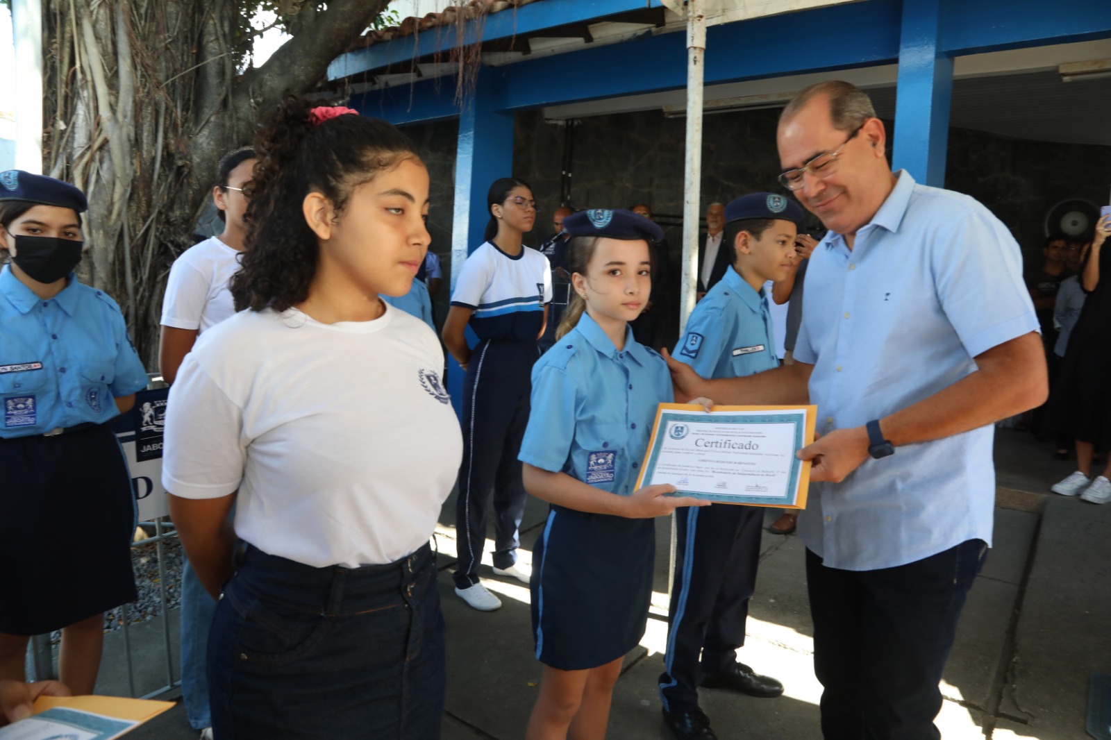 Mano Medeiros manterá modelo de escolas cívico-militares no Jaboatão