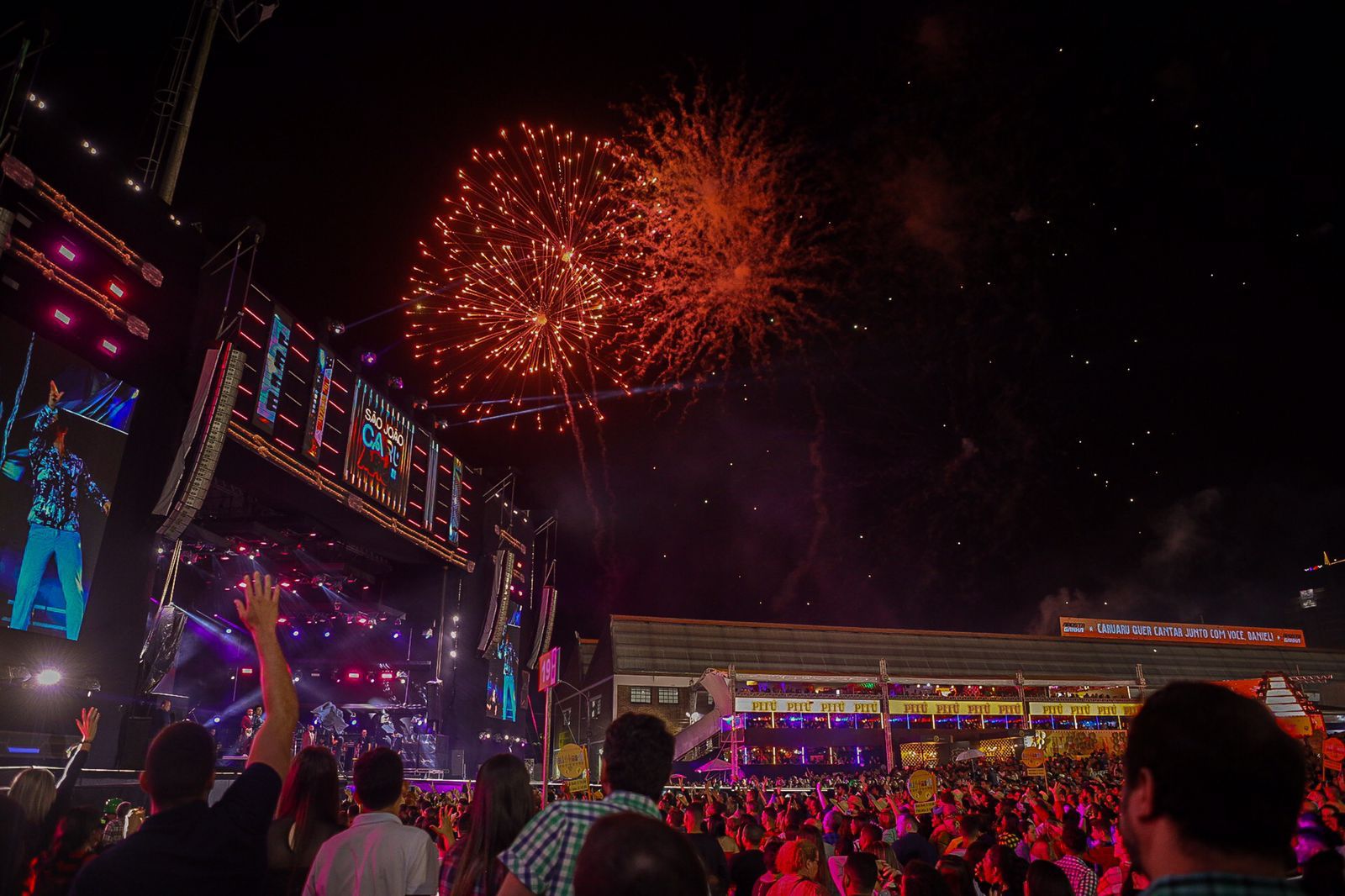 São João de Caruaru tem quase 96% de aprovação, garante prefeito