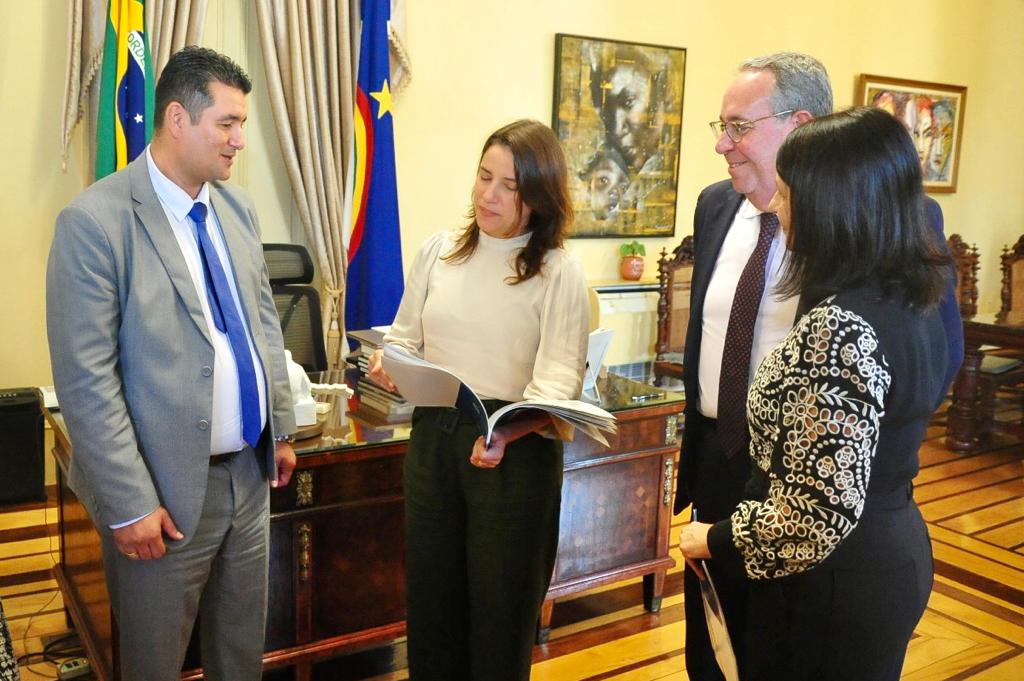 Álvaro Porto leva mais uma indústria para o Agreste