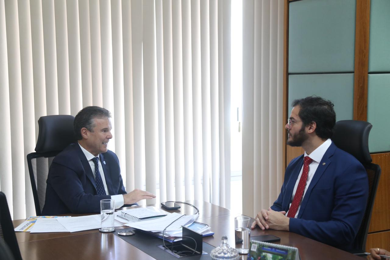 Túlio e André de Paula alinham ações para setor pesqueiro de Pernambuco