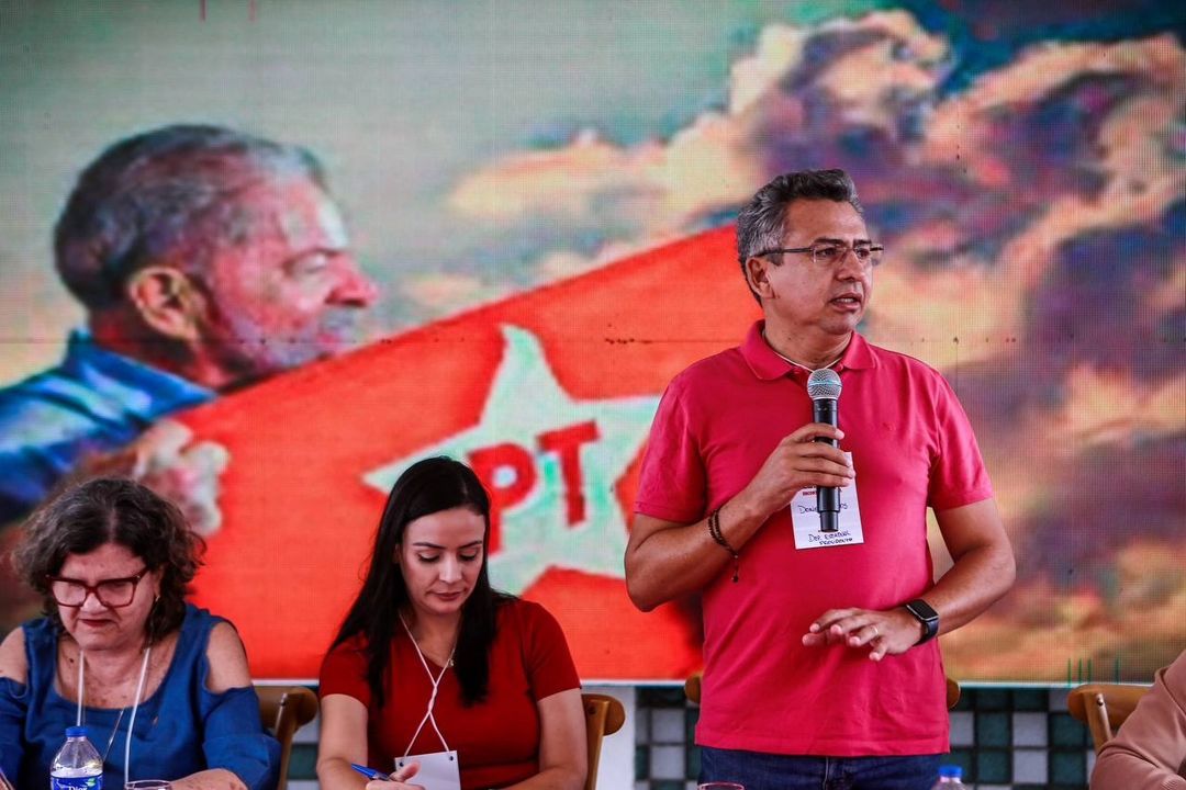Apesar de relação entre Lula e Raquel, PT oficializa oposição em Pernambuco