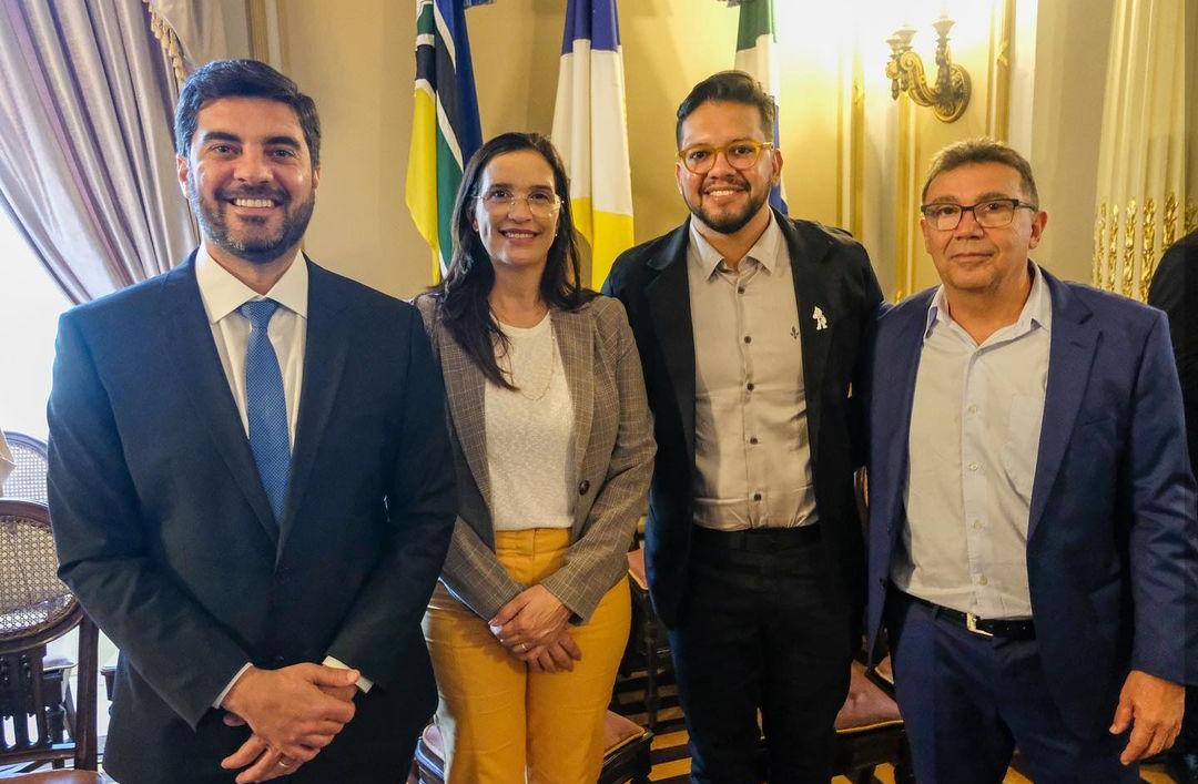 Wellington Maciel prestigia posse de Dayvison Amaral na VI Geres