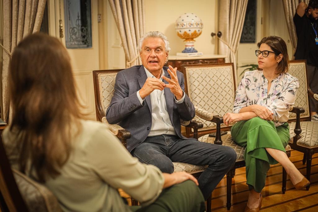 Raquel recebe governador de Goiás no Palácio do Campo das Princesas