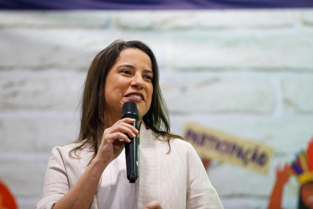 Raquel inicia escutas presenciais do “Ouvir para Mudar”