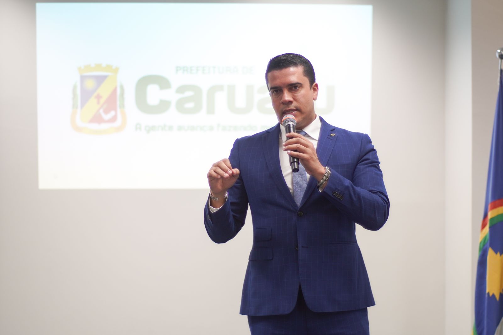 Rodrigo Pinheiro envia LDO 2024 para a Câmara de Caruaru