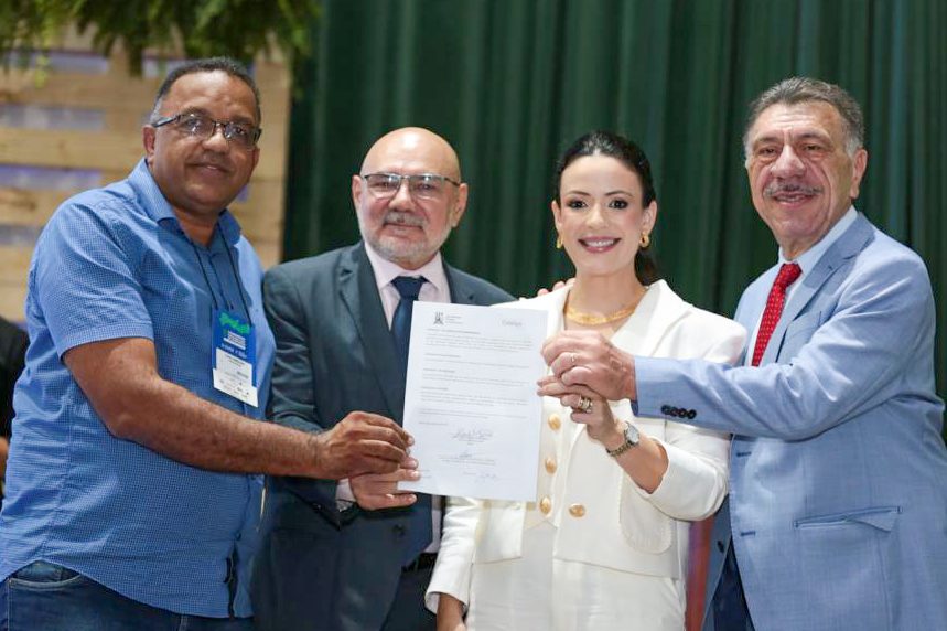 Comupe assina acordo de cooperação com UFPE