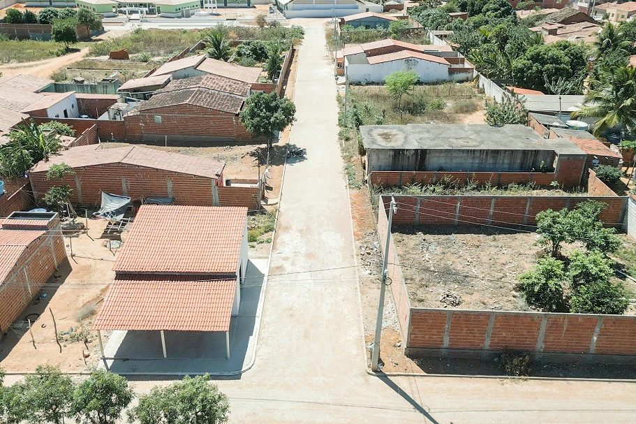 Prefeitura de Araripina investe em pavimentação de 11 ruas no distrito de Rancharia
