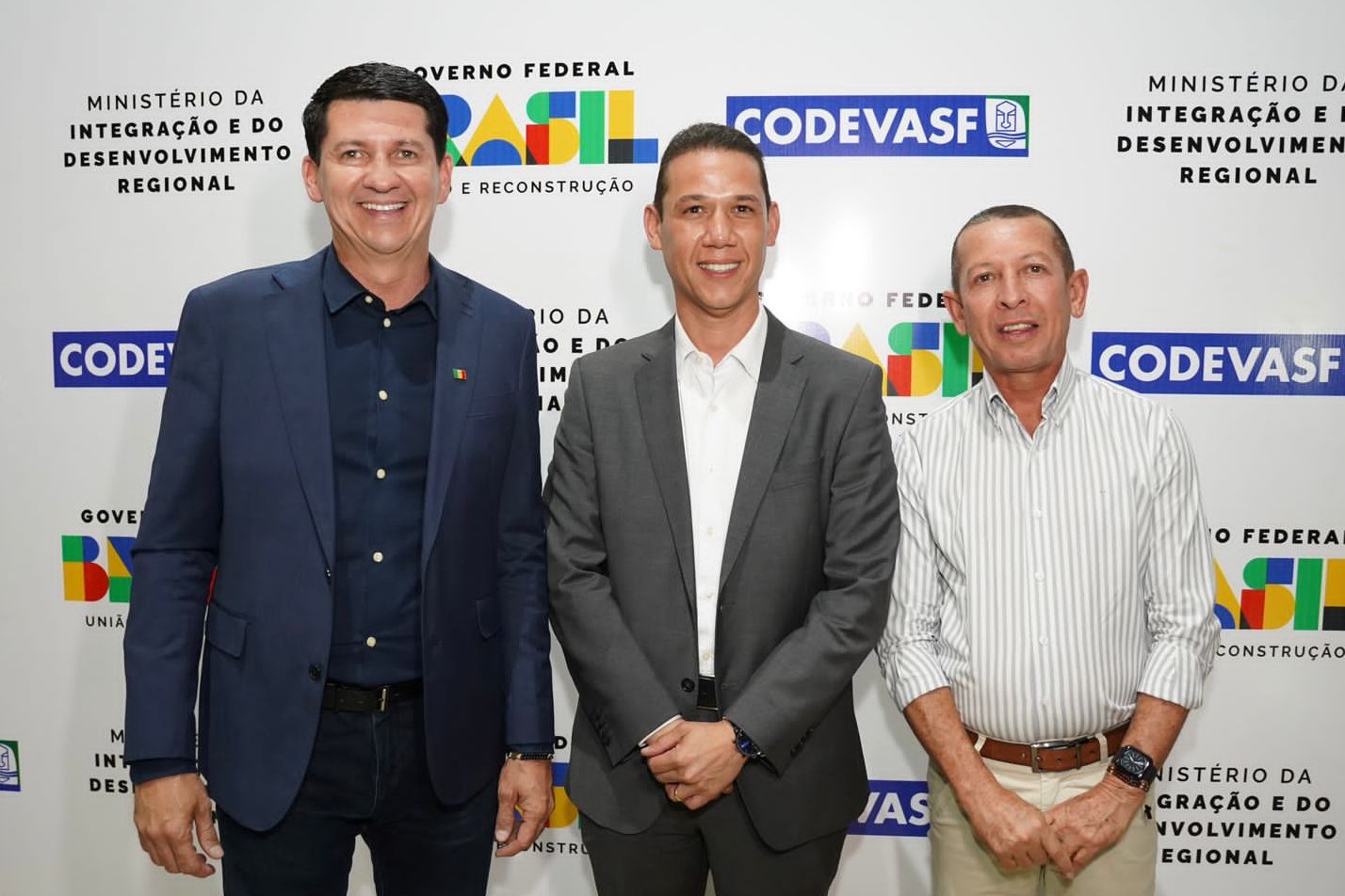 Em posse de novo superintendente, Simão reafirma relação de parceria com a Codevasf