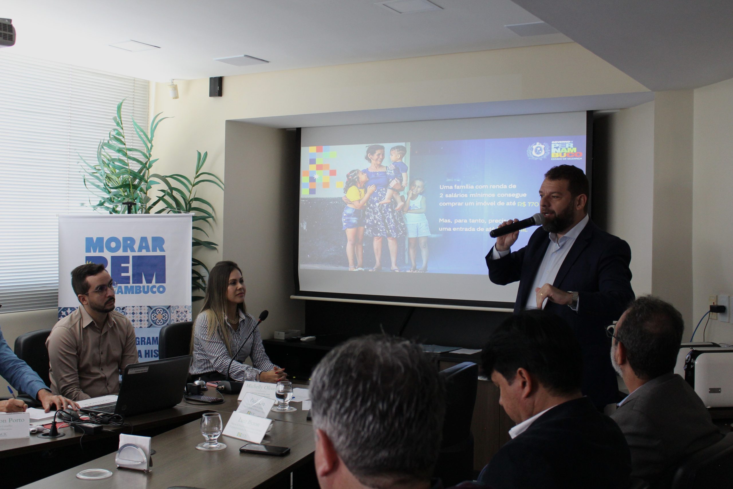 Acic recebe presidente da CEHAB para apresentar Programa Morar Bem