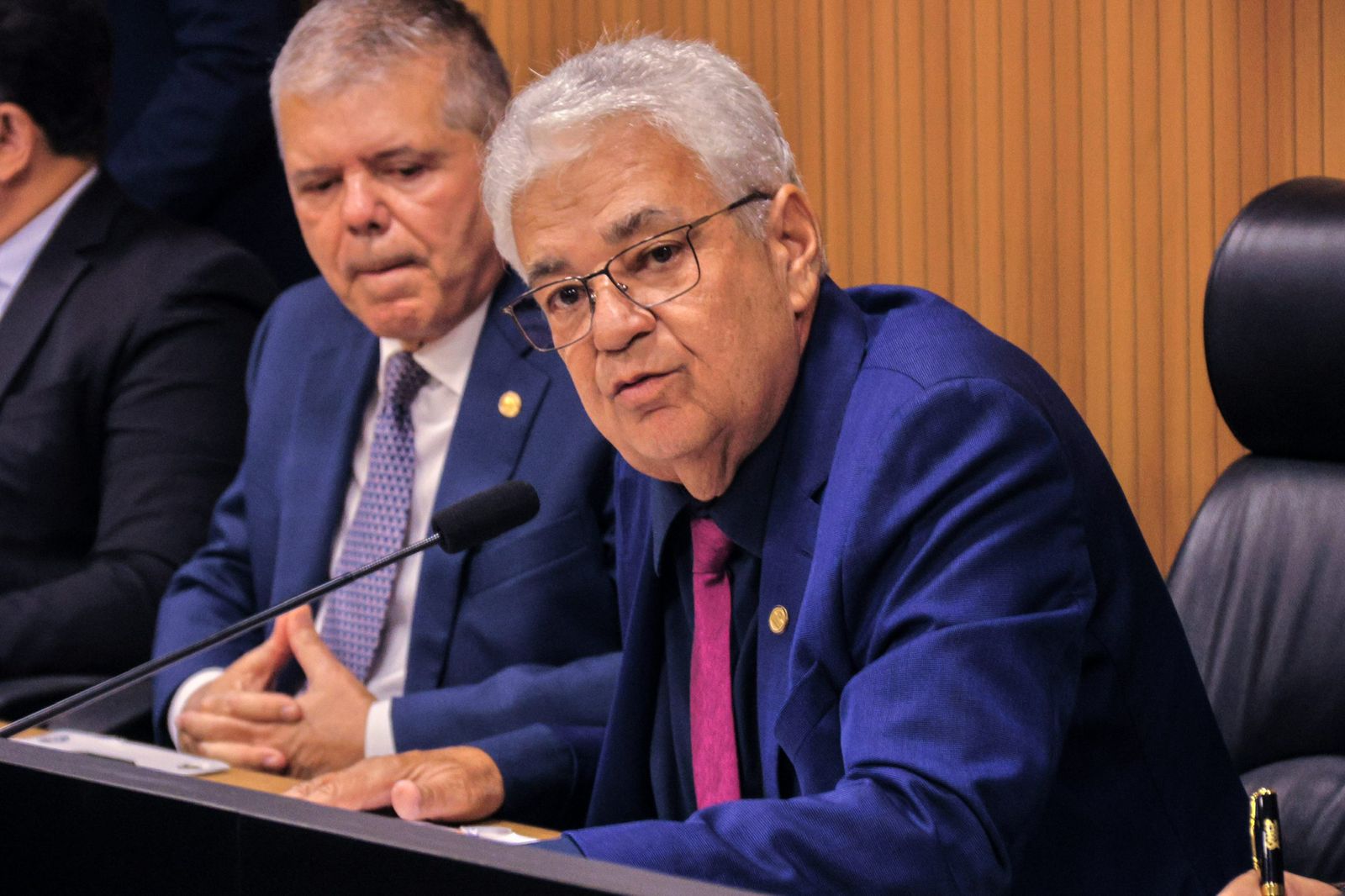 Pacote fiscal é distribuído na CCLJ da Alepe e começa a ser analisado na Casa