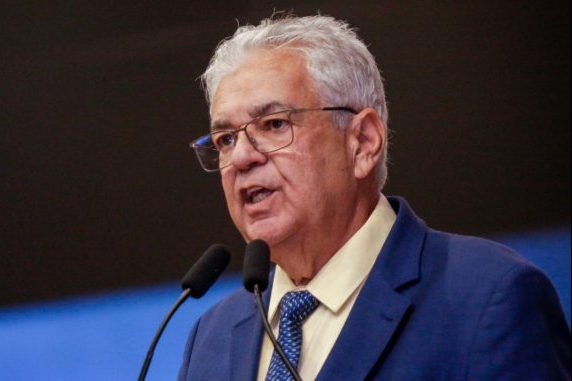 Antônio Moraes detalha pontos do pacote fiscal enviado à Alepe pelo Estado