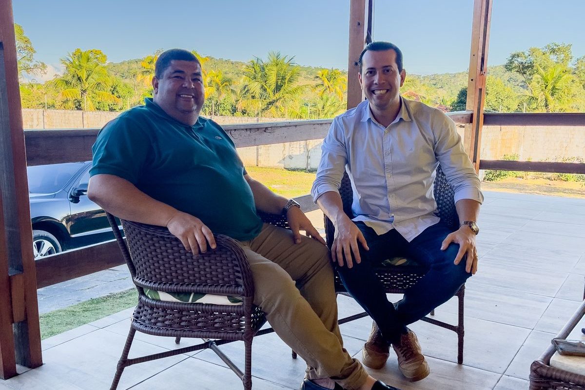 Luciel Emerson e Armandinho discutem eleições 2024